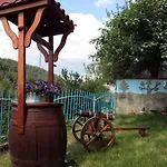Milka بيت ضيافة ياغودينا